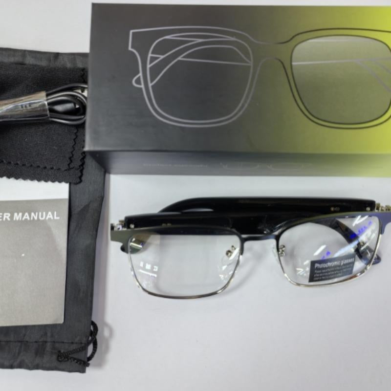 Pengteng Magnetic Charging Design Smart Glasses, Fashionable Touch Smart Glasses, Color Changing Lenses Glasses Suitable for Men and Women